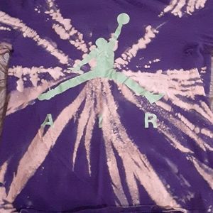Bleach dyed T-shirt